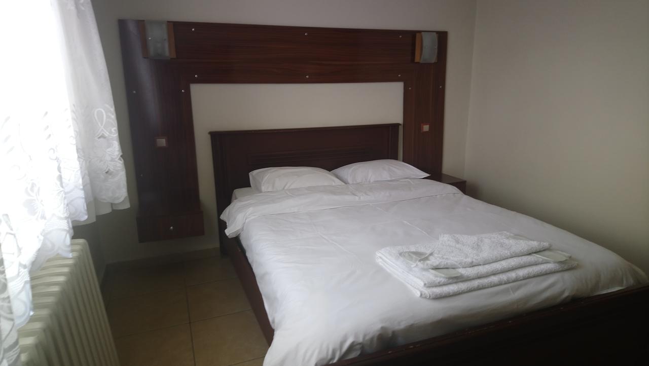 Isik Hotel เอดีร์เน ภายนอก รูปภาพ